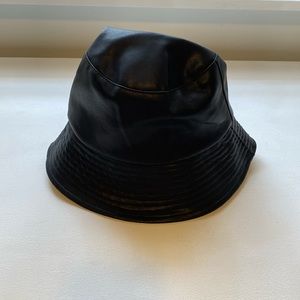 Noize Vegan Leather Black Bucket Hat - NEW WITH TAGS
